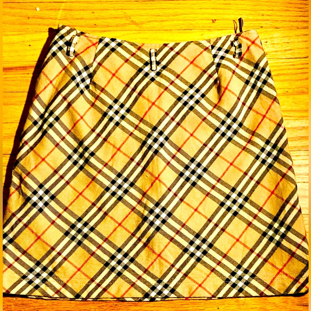 Vintage 💯 percent wool nova print skirt